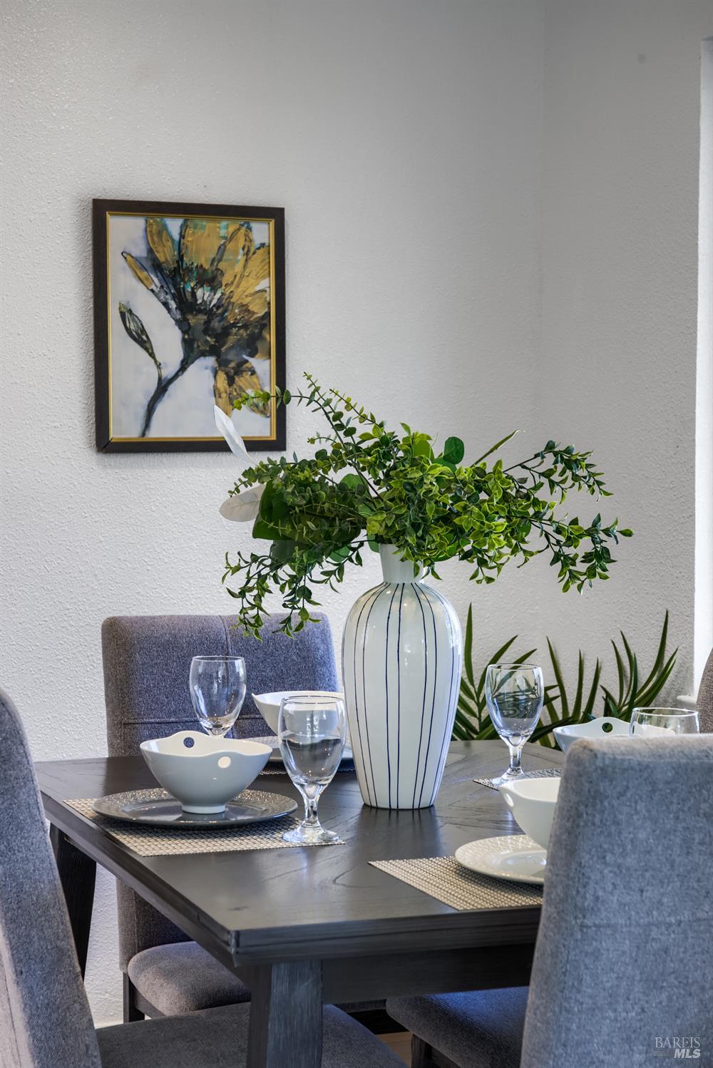 Detail Gallery Image 12 of 50 For 1105 Kellogg St, Suisun City,  CA 94585 - 3 Beds | 2 Baths