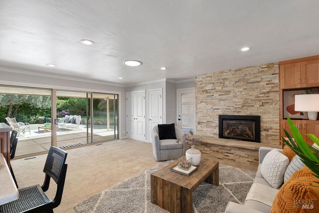 Detail Gallery Image 26 of 62 For 401 Valle Vista Ave, Vallejo,  CA 94590 - 4 Beds | 3 Baths