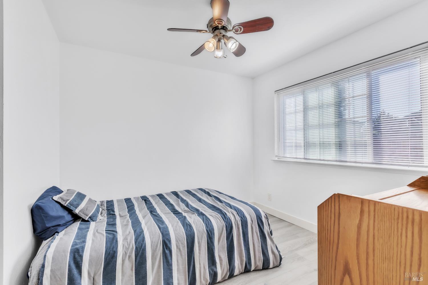 Detail Gallery Image 10 of 24 For 412 Pepper Ct, Vacaville,  CA 95687 - 3 Beds | 2 Baths