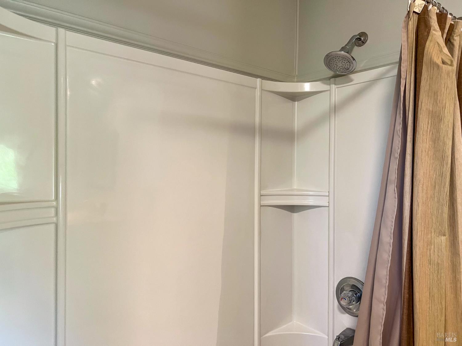 Detail Gallery Image 12 of 66 For 145 Bear Flag Rd, Sonoma,  CA 95476 - 3 Beds | 2 Baths