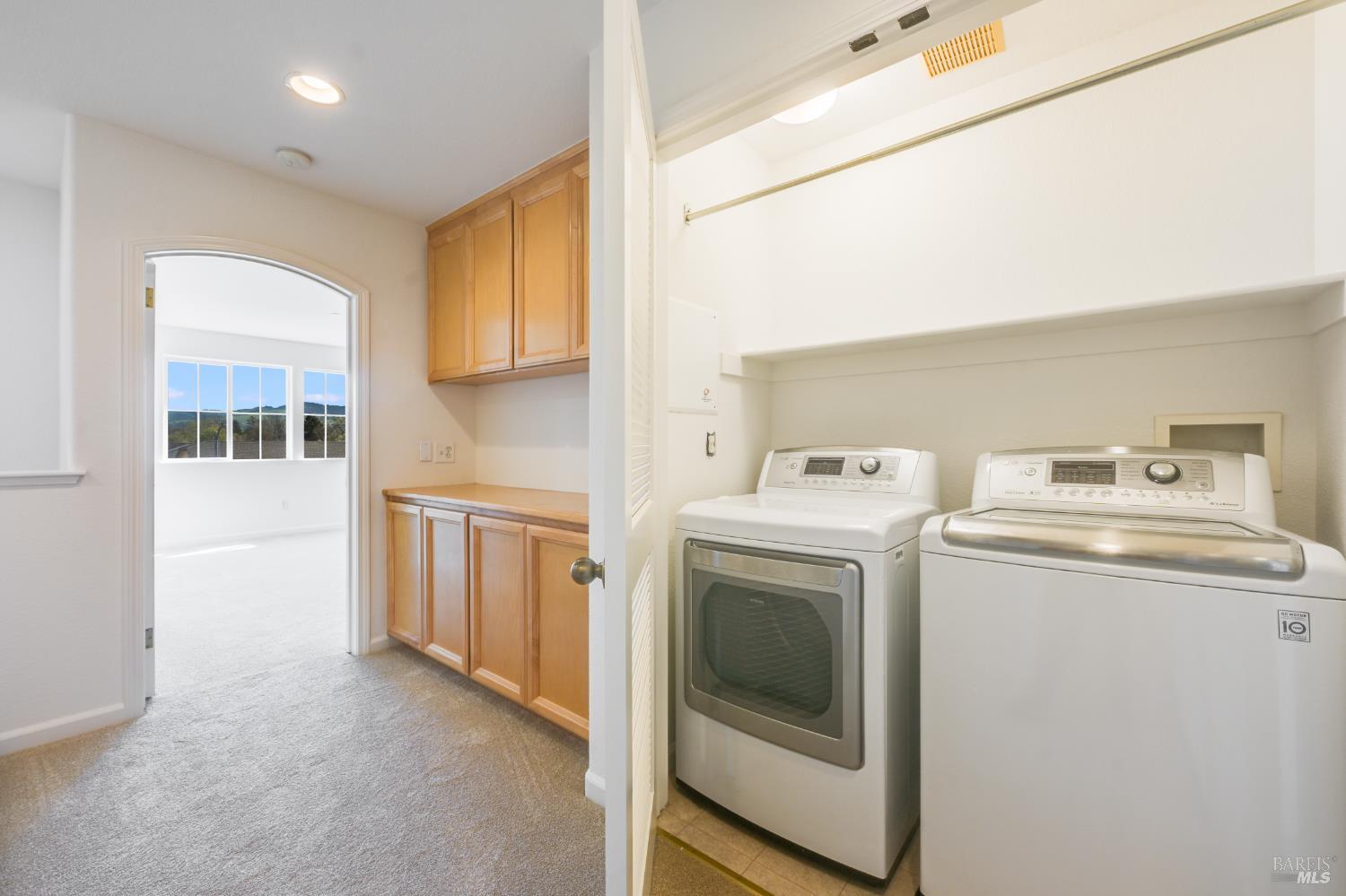 Detail Gallery Image 17 of 26 For 2835 Coleman Glen Ln, Santa Rosa,  CA 95407 - 3 Beds | 3 Baths