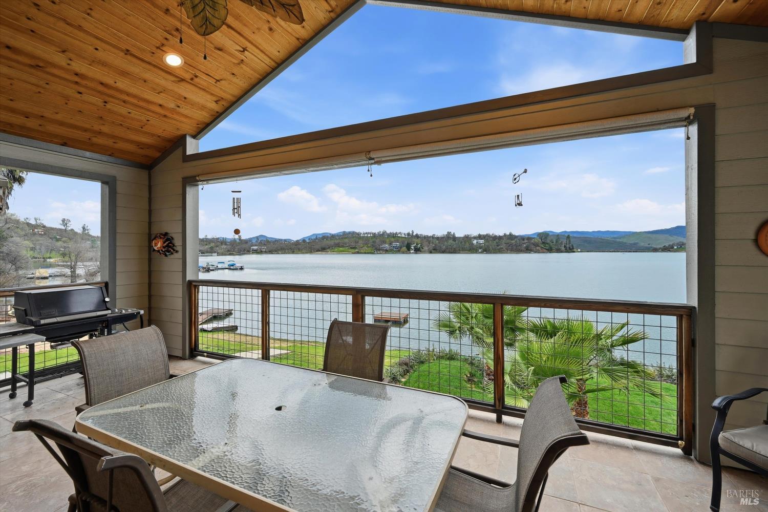 Detail Gallery Image 18 of 57 For 18793 N Shore Dr, Hidden Valley Lake,  CA 95467 - 5 Beds | 3/1 Baths