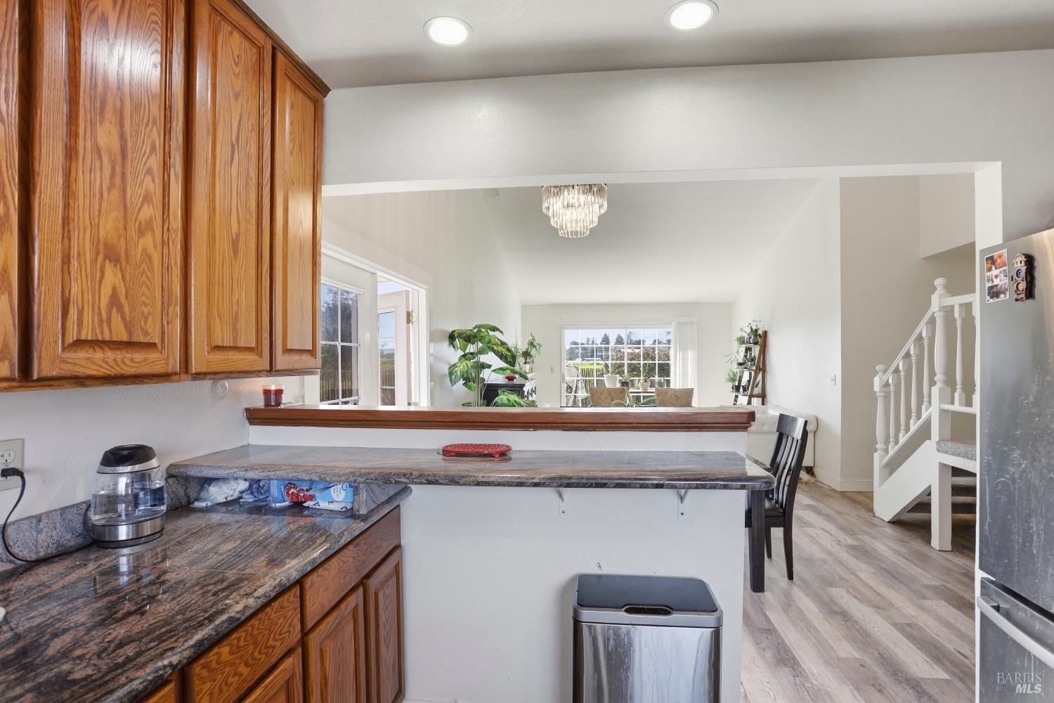 Detail Gallery Image 13 of 36 For 1407 Georgia Ct, Rohnert Park,  CA 94928 - 4 Beds | 3 Baths