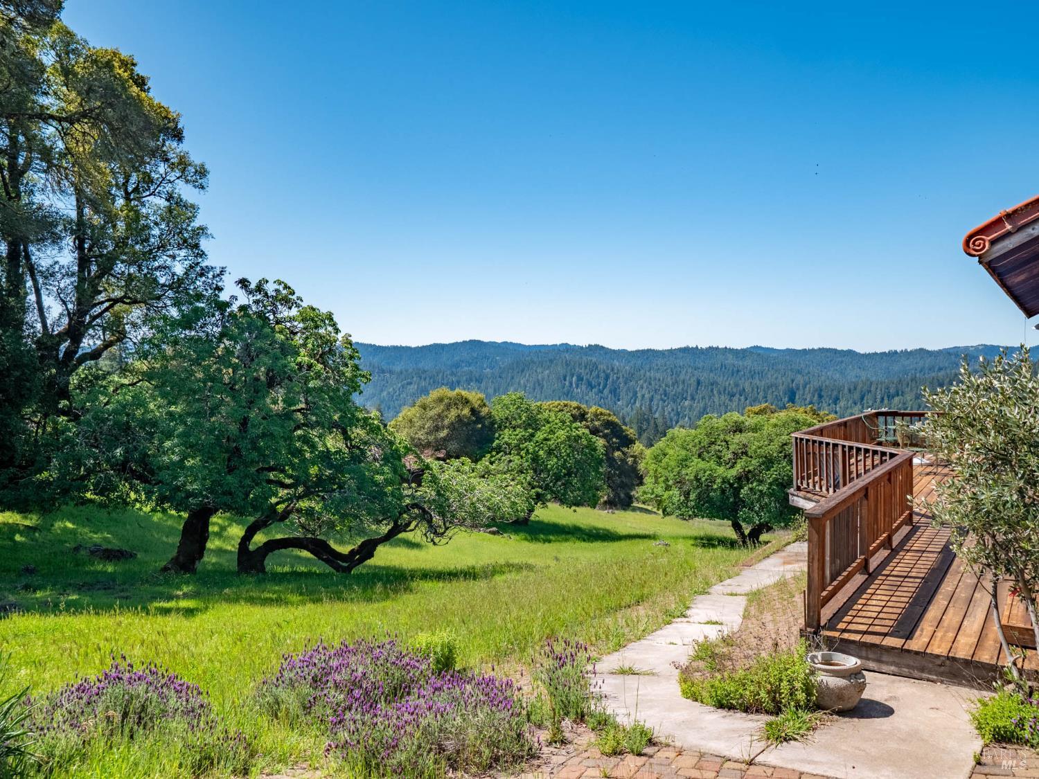 Detail Gallery Image 19 of 80 For 16101 Lost Creek Rd, Yorkville,  CA 95494 - 2 Beds | 2 Baths