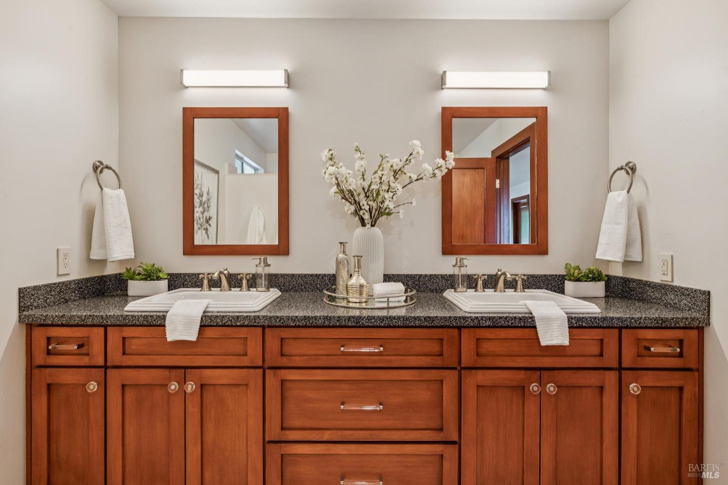 Detail Gallery Image 84 of 99 For 1884 Silverado Trl, Napa,  CA 94558 - 4 Beds | 3/1 Baths