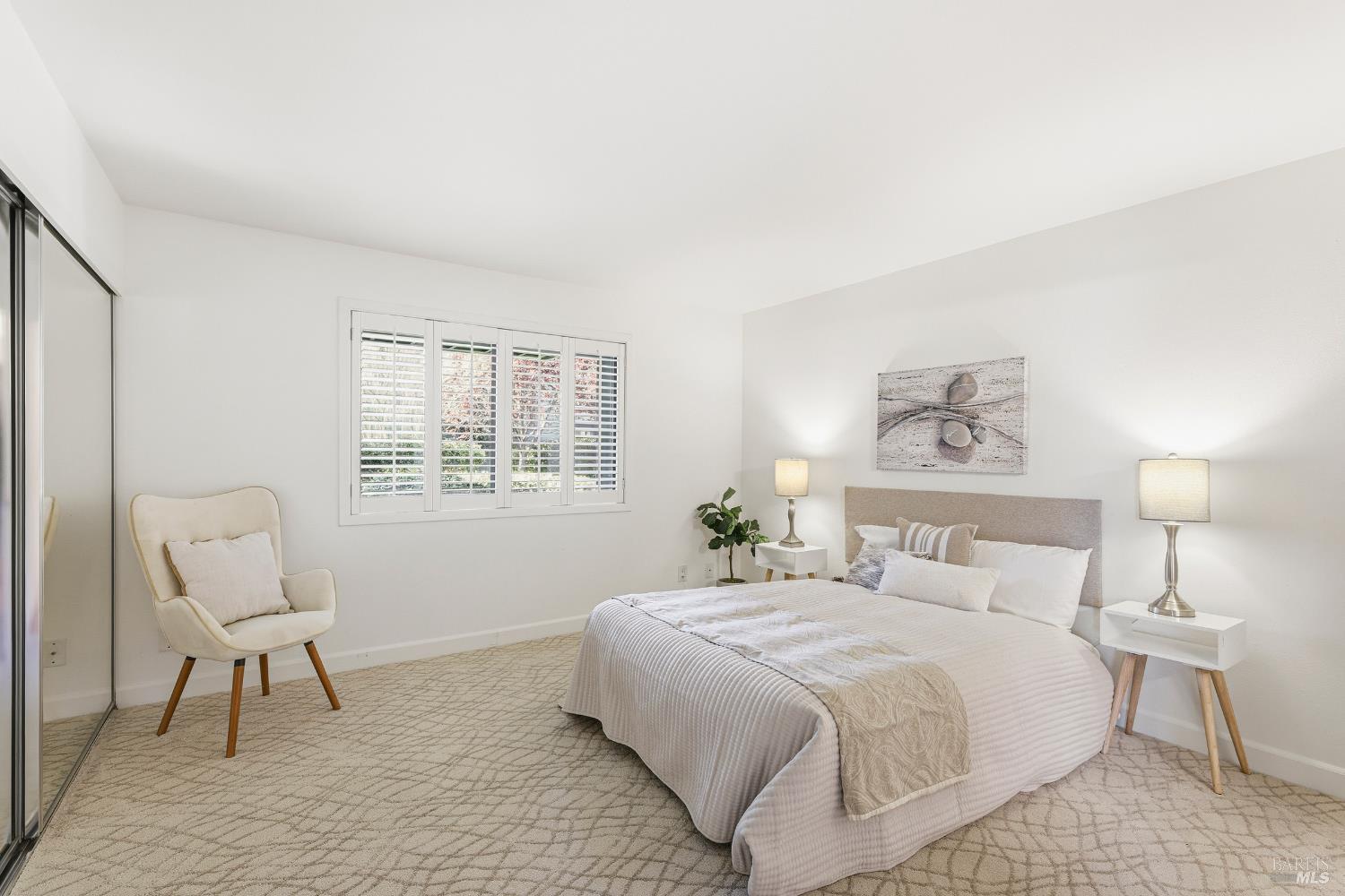 Detail Gallery Image 17 of 33 For 62 Cypress Pl, Sausalito,  CA 94965 - 2 Beds | 2 Baths