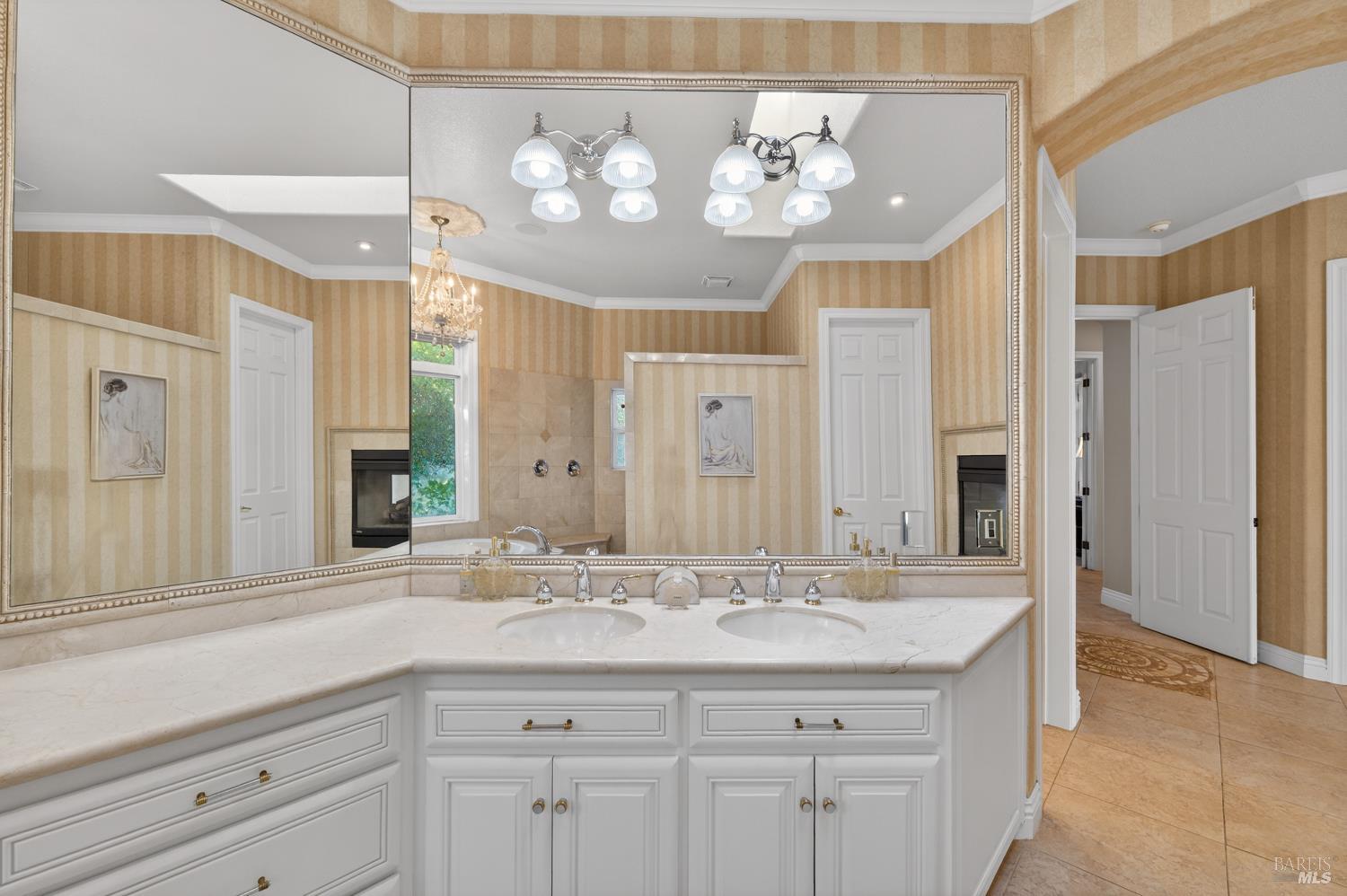 Detail Gallery Image 26 of 89 For 2054 Pinecrest Ct, Vacaville,  CA 95688 - 4 Beds | 4/1 Baths