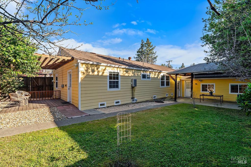 Detail Gallery Image 48 of 50 For 201 Triplett Dr, Cloverdale,  CA 95425 - 3 Beds | 2/1 Baths