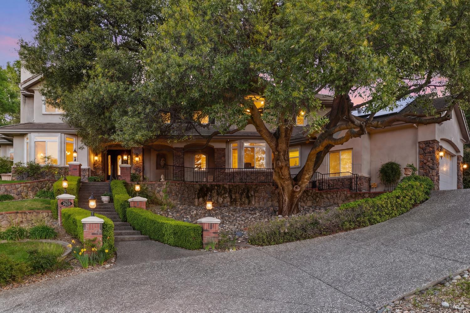 Detail Gallery Image 66 of 89 For 2054 Pinecrest Ct, Vacaville,  CA 95688 - 4 Beds | 4/1 Baths