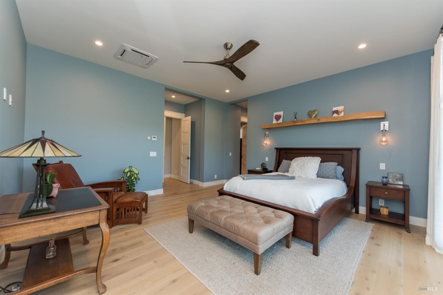 Detail Gallery Image 36 of 93 For 3932 Silver Fox Ct, Santa Rosa,  CA 95403 - 4 Beds | 4/1 Baths