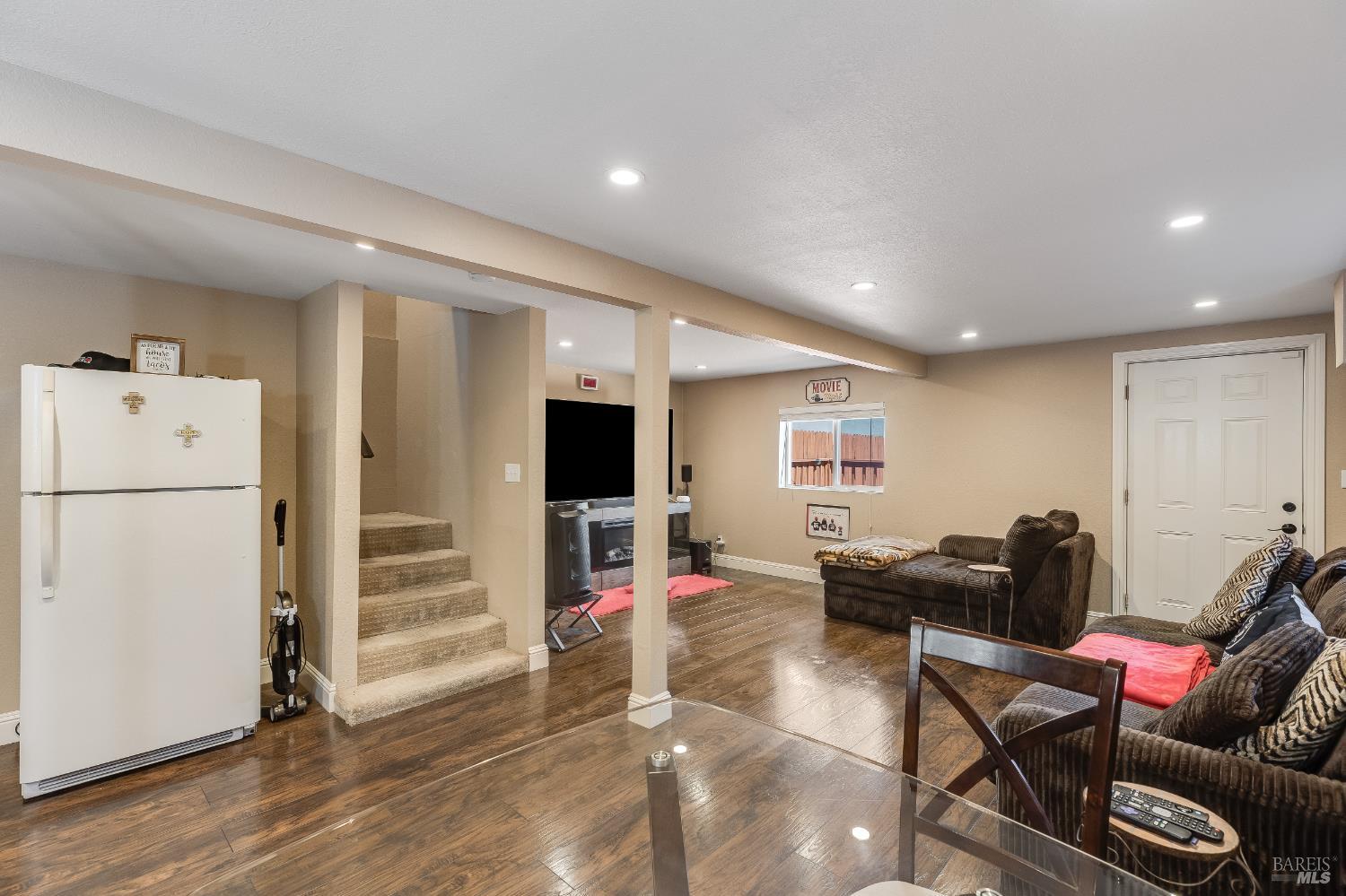 Detail Gallery Image 2 of 37 For 1208 Florida St, Vallejo,  CA 94590 - 3 Beds | 2 Baths