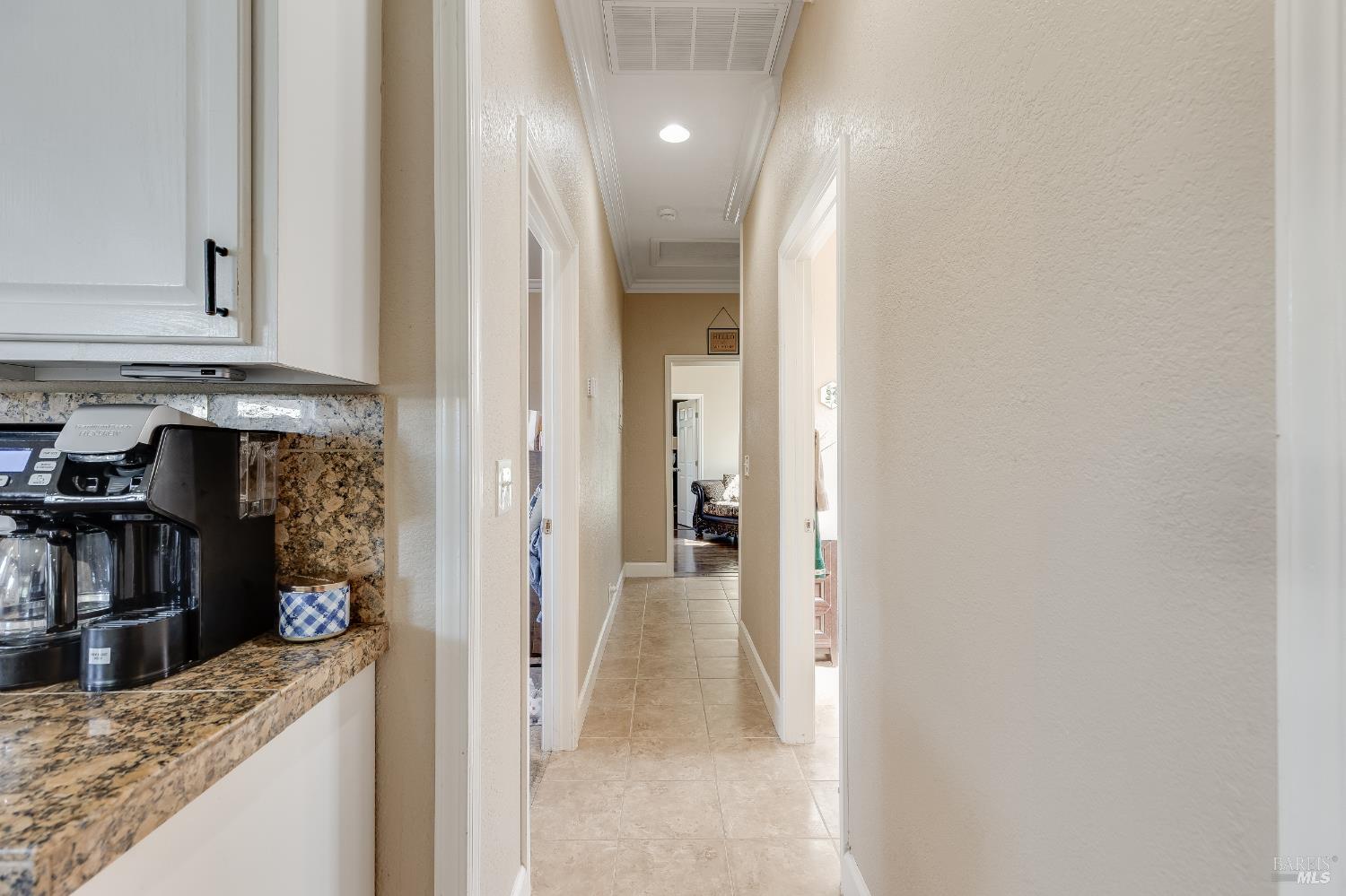 Detail Gallery Image 14 of 37 For 1208 Florida St, Vallejo,  CA 94590 - 3 Beds | 2 Baths