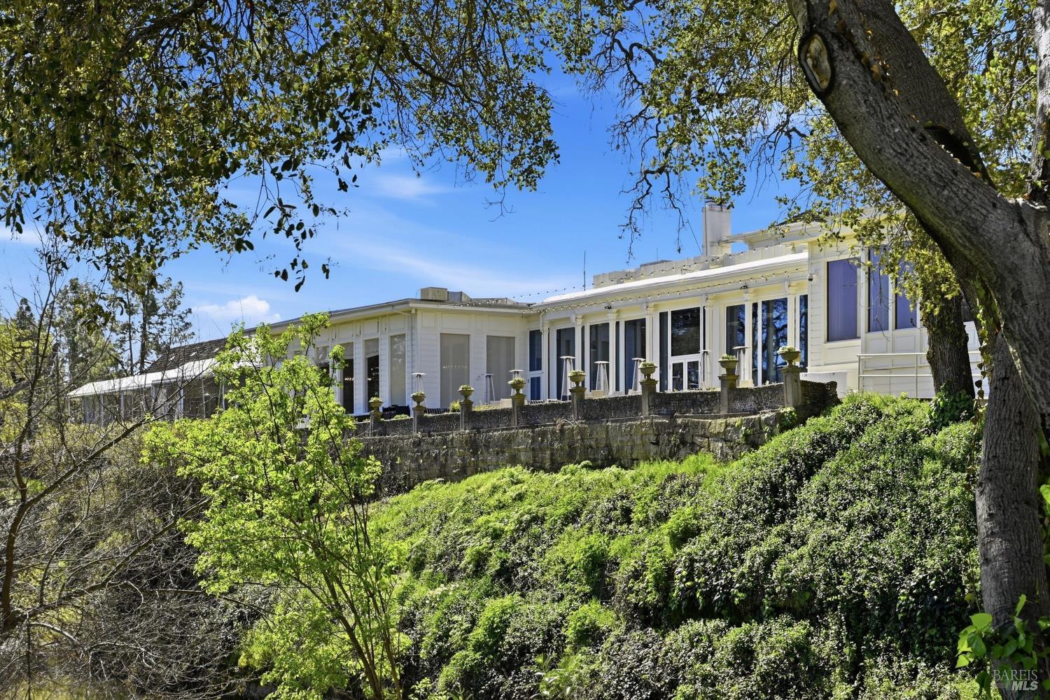 Detail Gallery Image 23 of 35 For 170 Westgate Dr, Napa,  CA 94558 - – Beds | – Baths