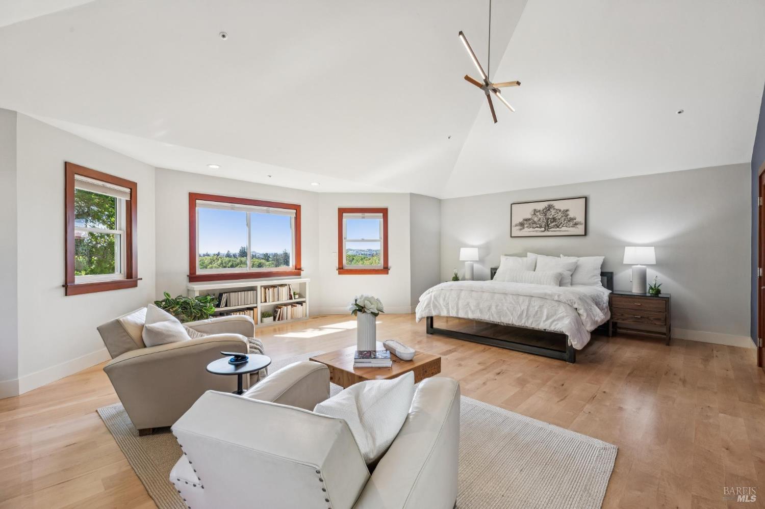 Detail Gallery Image 41 of 99 For 1884 Silverado Trl, Napa,  CA 94558 - 4 Beds | 3/1 Baths