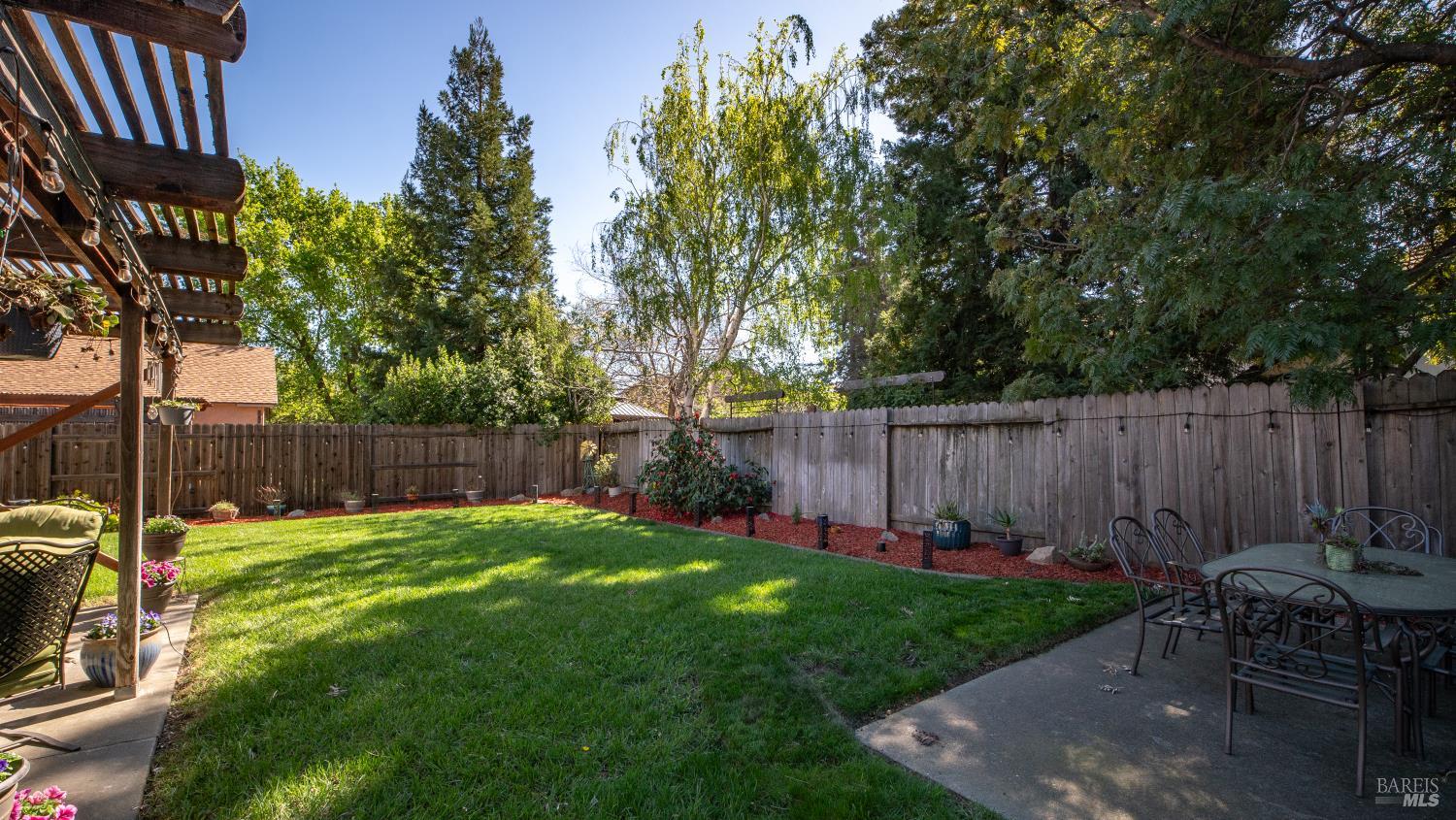 Detail Gallery Image 44 of 68 For 202 Songbird Ct, Vacaville,  CA 95687 - 4 Beds | 3 Baths