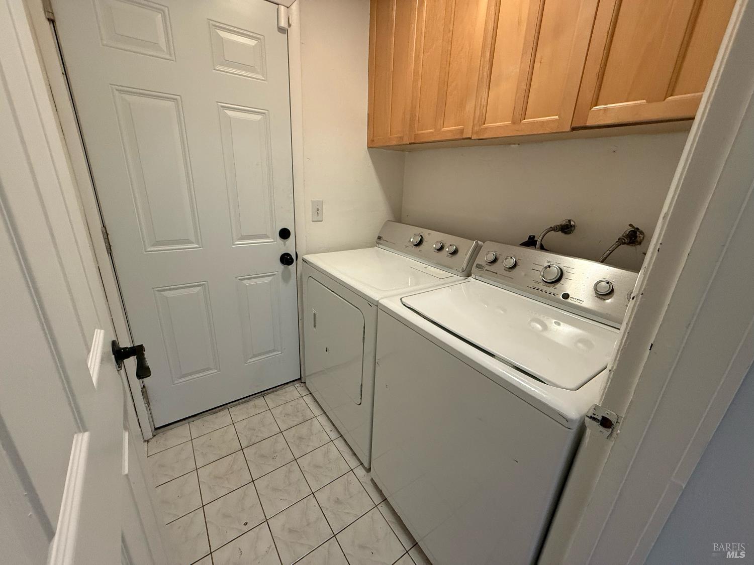 Detail Gallery Image 11 of 18 For 631 Inverness Dr, Vallejo,  CA 94589 - 3 Beds | 2 Baths