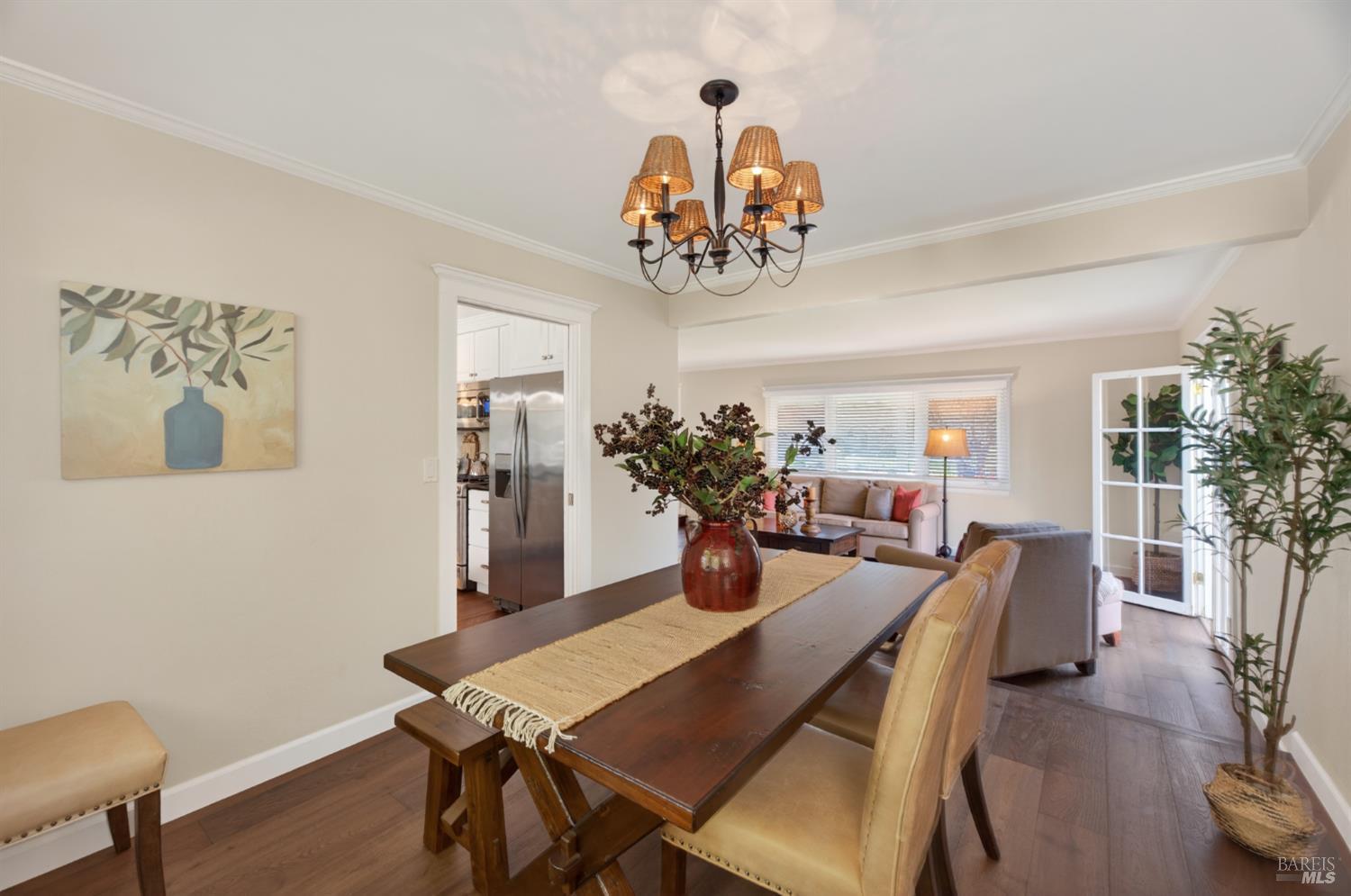 Detail Gallery Image 13 of 68 For 3932 Montrose St, Napa,  CA 94558 - 4 Beds | 2/1 Baths