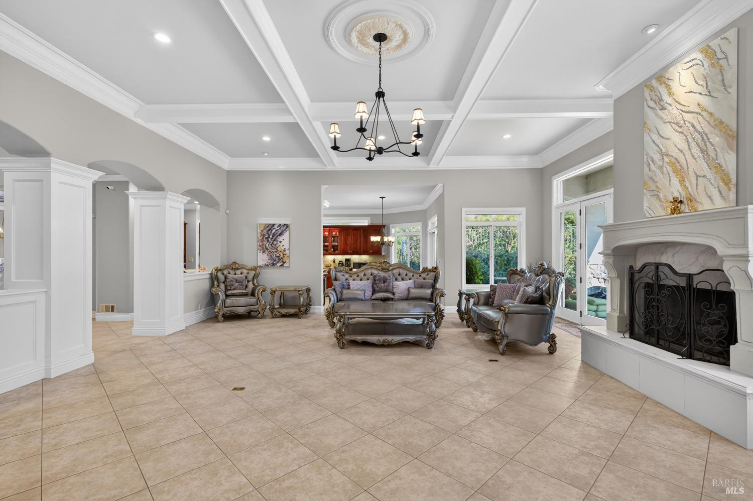 Detail Gallery Image 14 of 89 For 2054 Pinecrest Ct, Vacaville,  CA 95688 - 4 Beds | 4/1 Baths