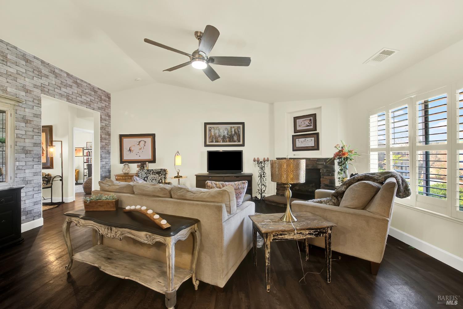 Detail Gallery Image 19 of 77 For 360 Grand Canyon Dr, Vacaville,  CA 95687 - 2 Beds | 2 Baths