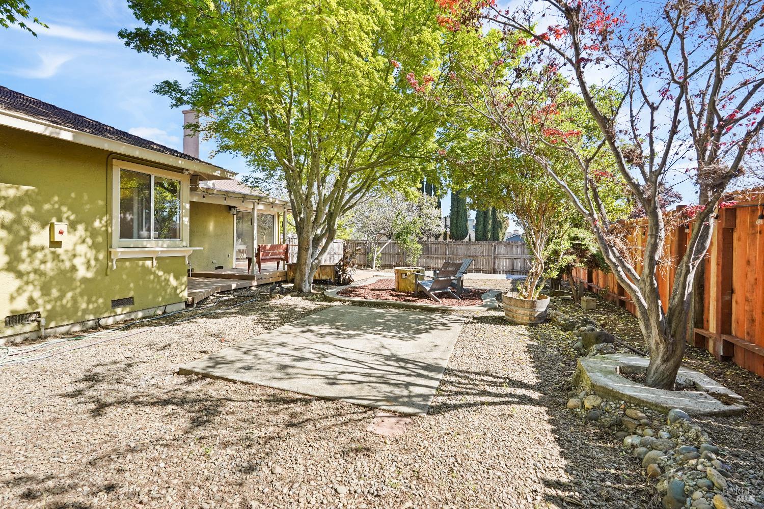 Detail Gallery Image 22 of 34 For 5001 Lakeview Cir, Fairfield,  CA 94534 - 3 Beds | 2 Baths