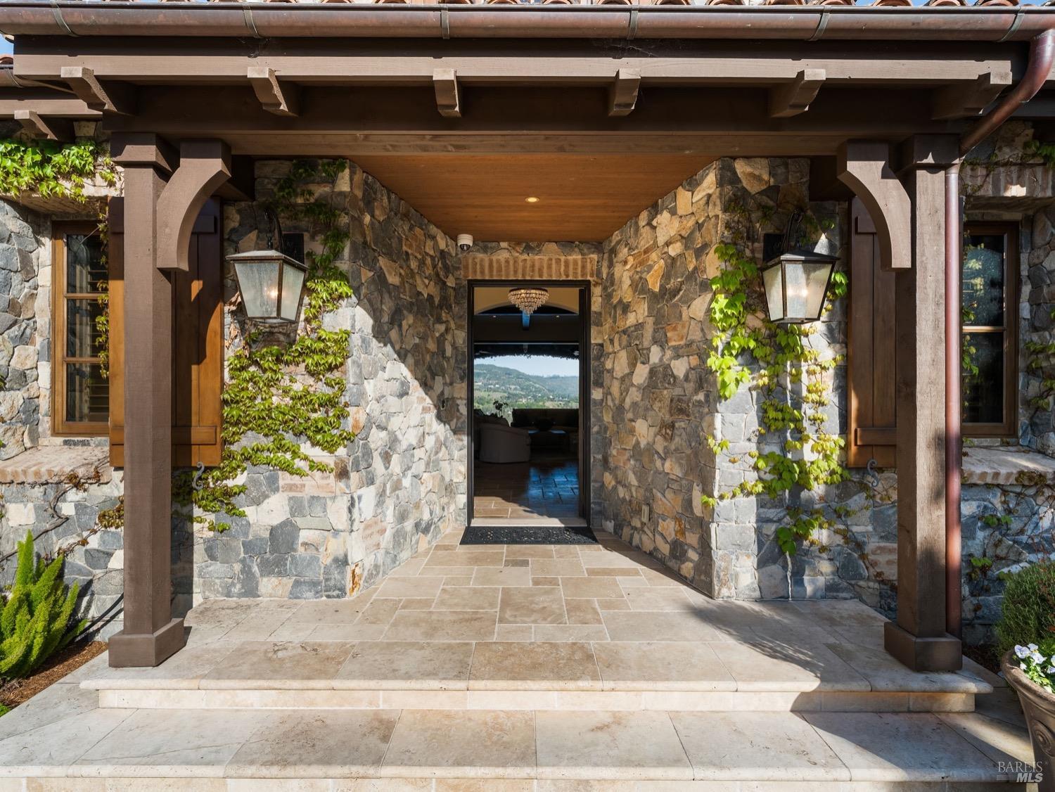 Detail Gallery Image 3 of 95 For 6444 Cottage Ridge Rd, Santa Rosa,  CA 95403 - 4 Beds | 4/2 Baths