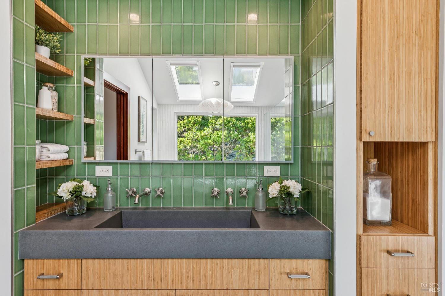 Detail Gallery Image 52 of 99 For 1884 Silverado Trl, Napa,  CA 94558 - 4 Beds | 3/1 Baths