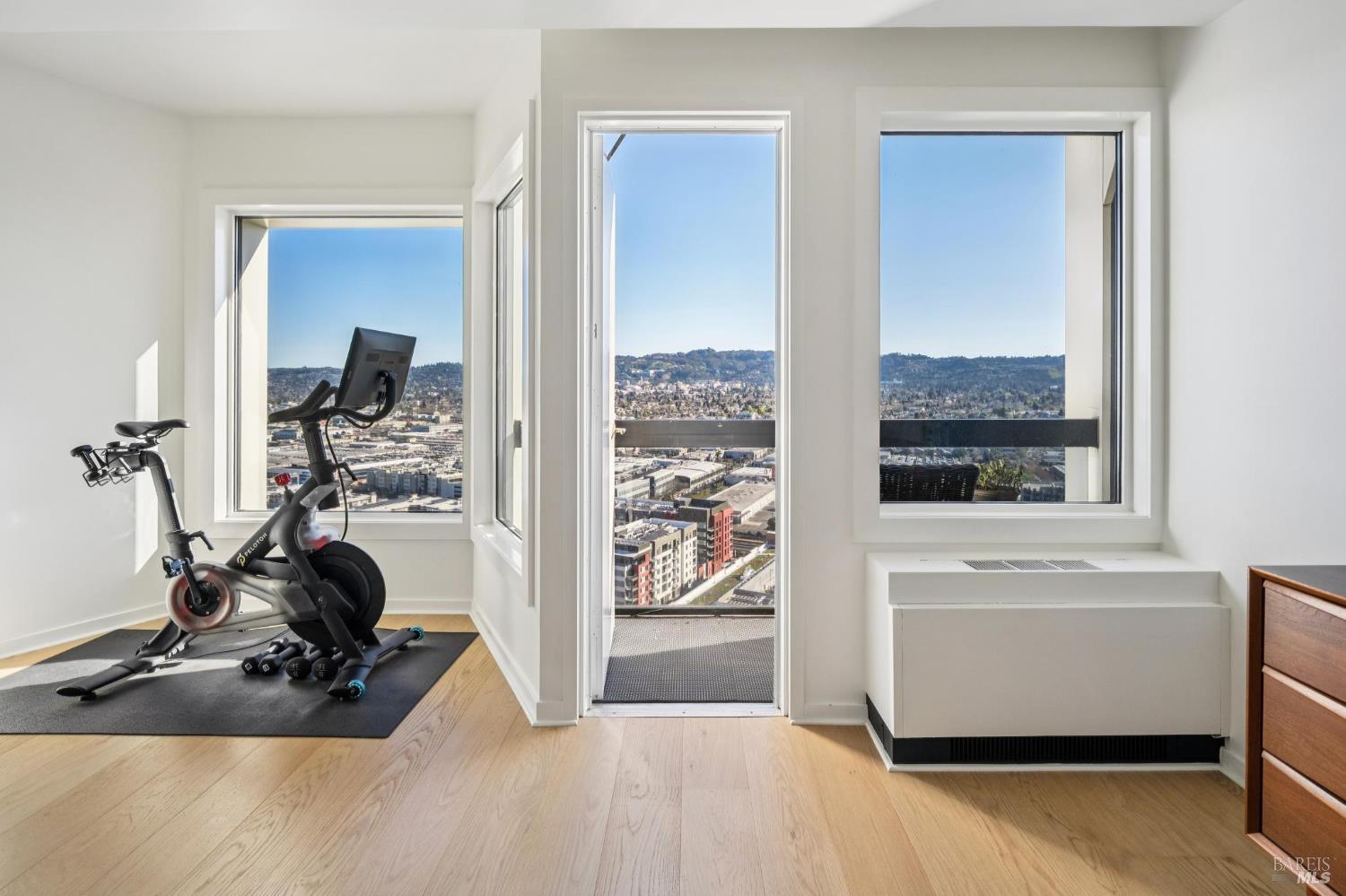 Detail Gallery Image 21 of 38 For 6363 Christie Ave #2627,  Emeryville,  CA 94608 - 2 Beds | 2 Baths