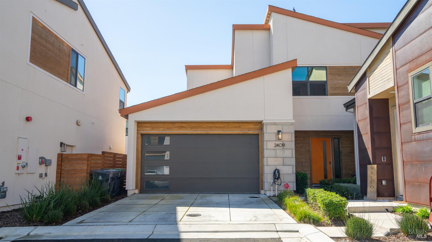 Detail Gallery Image 5 of 65 For 2409 Waterside Dr, Fairfield,  CA 94533 - 4 Beds | 3 Baths