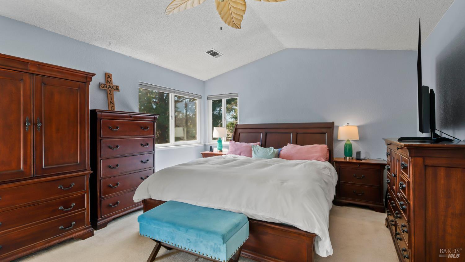 Detail Gallery Image 26 of 68 For 202 Songbird Ct, Vacaville,  CA 95687 - 4 Beds | 3 Baths