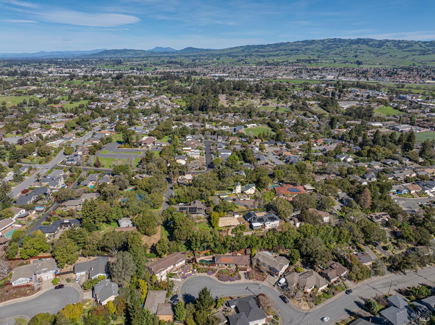 Detail Gallery Image 14 of 14 For 509 Larch Dr, Petaluma,  CA 94952 - – Beds | – Baths