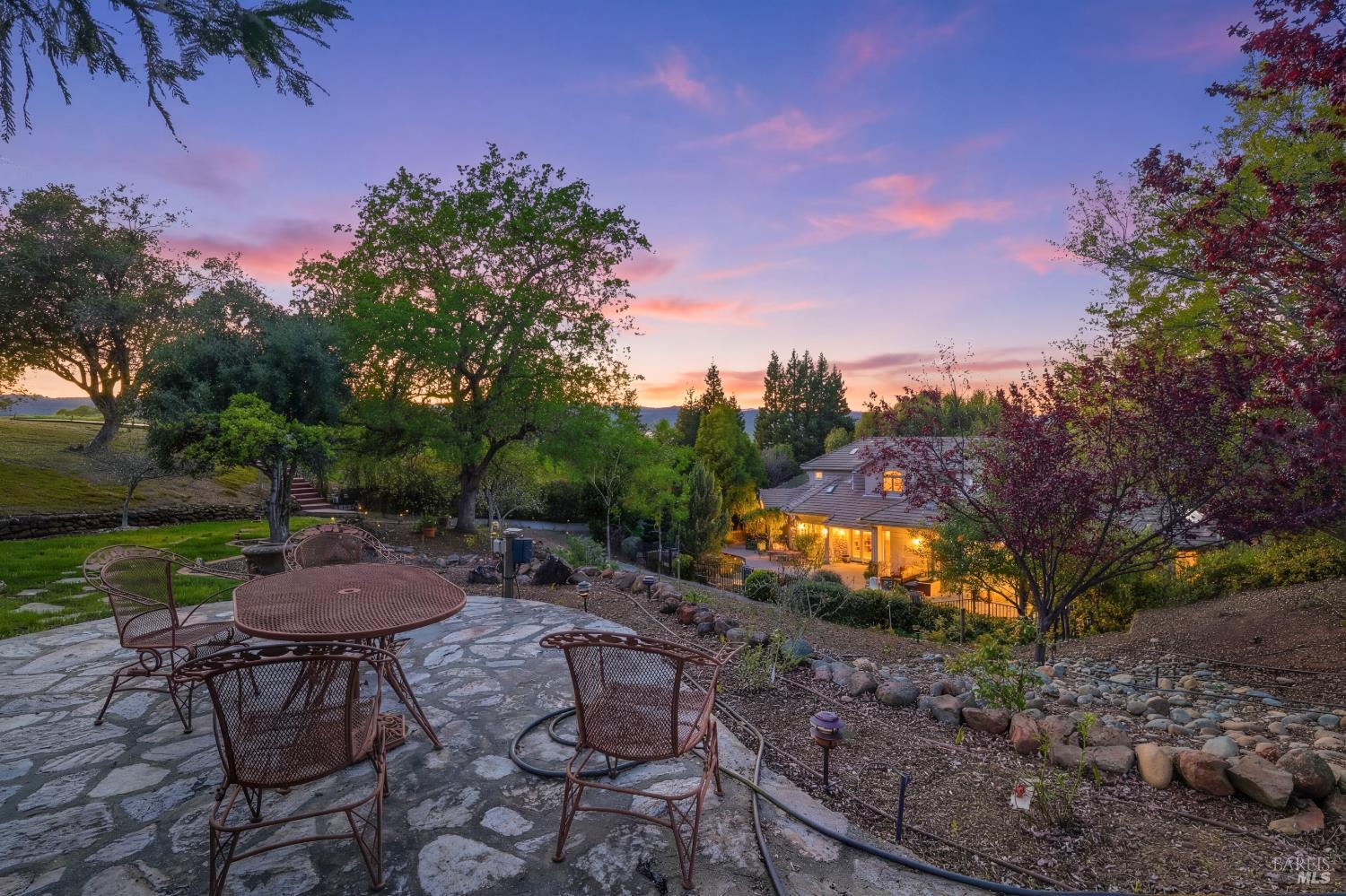 Detail Gallery Image 64 of 89 For 2054 Pinecrest Ct, Vacaville,  CA 95688 - 4 Beds | 4/1 Baths