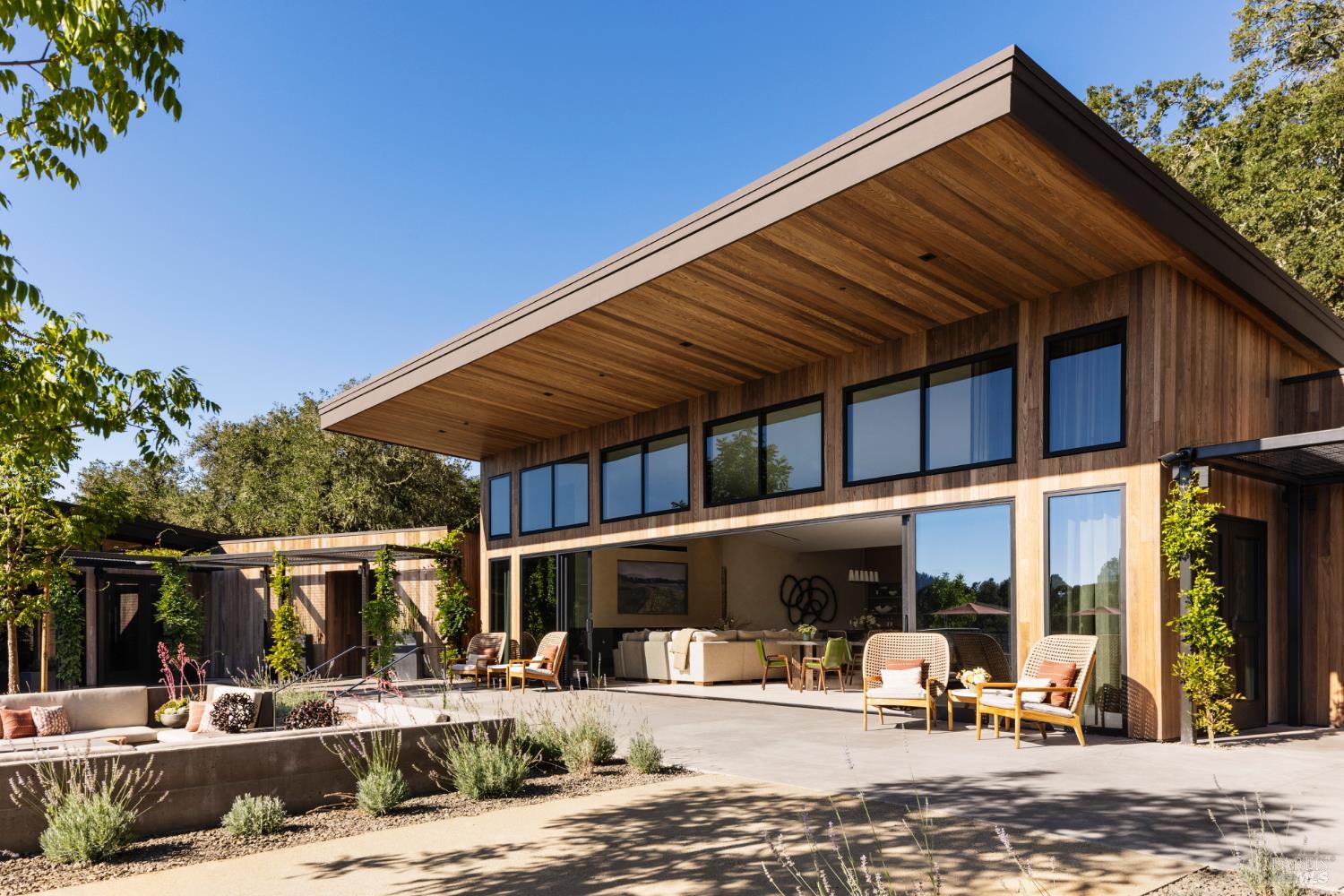 Detail Gallery Image 6 of 12 For 100 Valley Oak Cir, Healdsburg,  CA 95448 - – Beds | – Baths