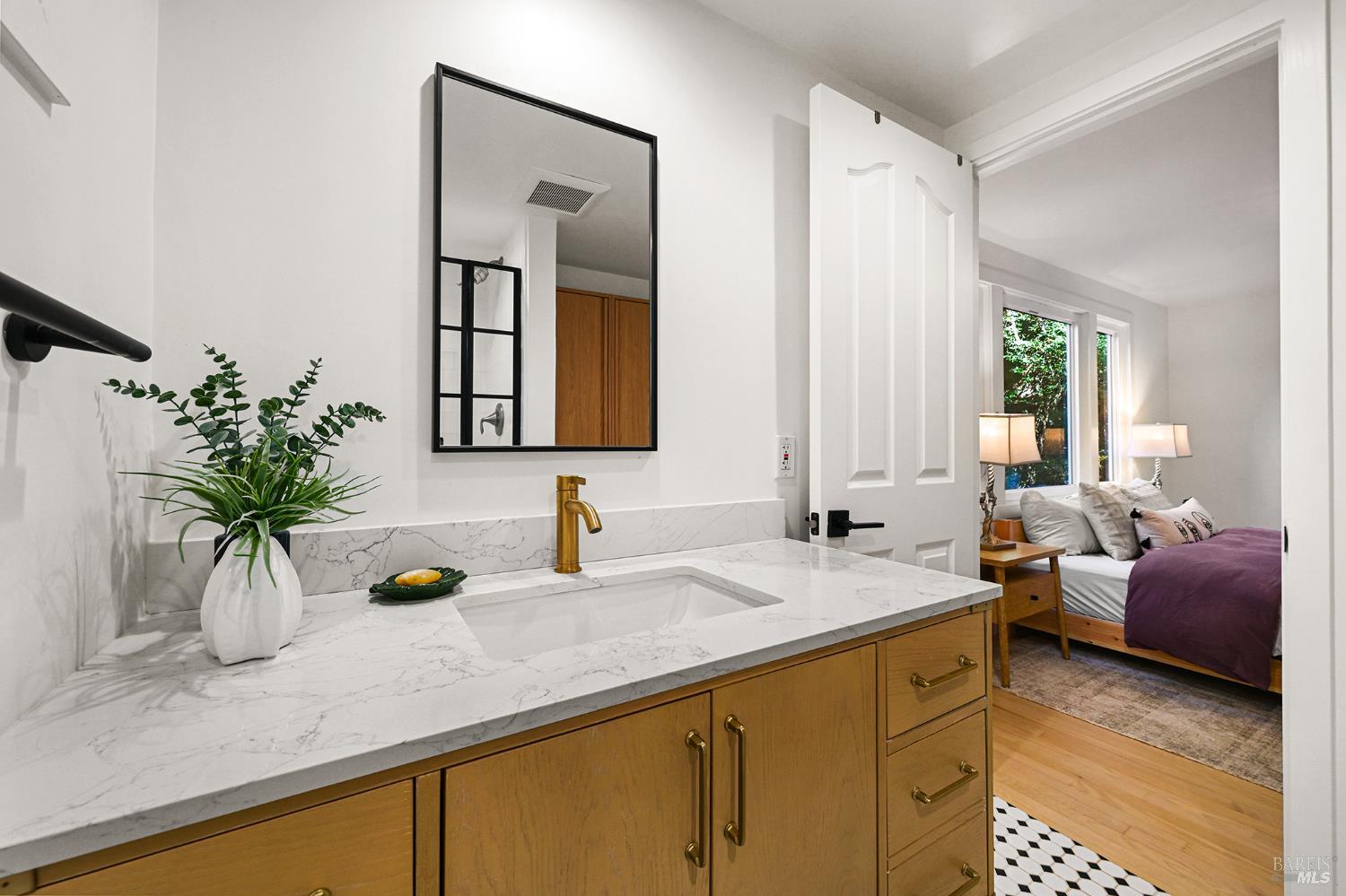 Detail Gallery Image 37 of 59 For 16 Iron Springs Rd, Fairfax,  CA 94930 - 4 Beds | 2 Baths