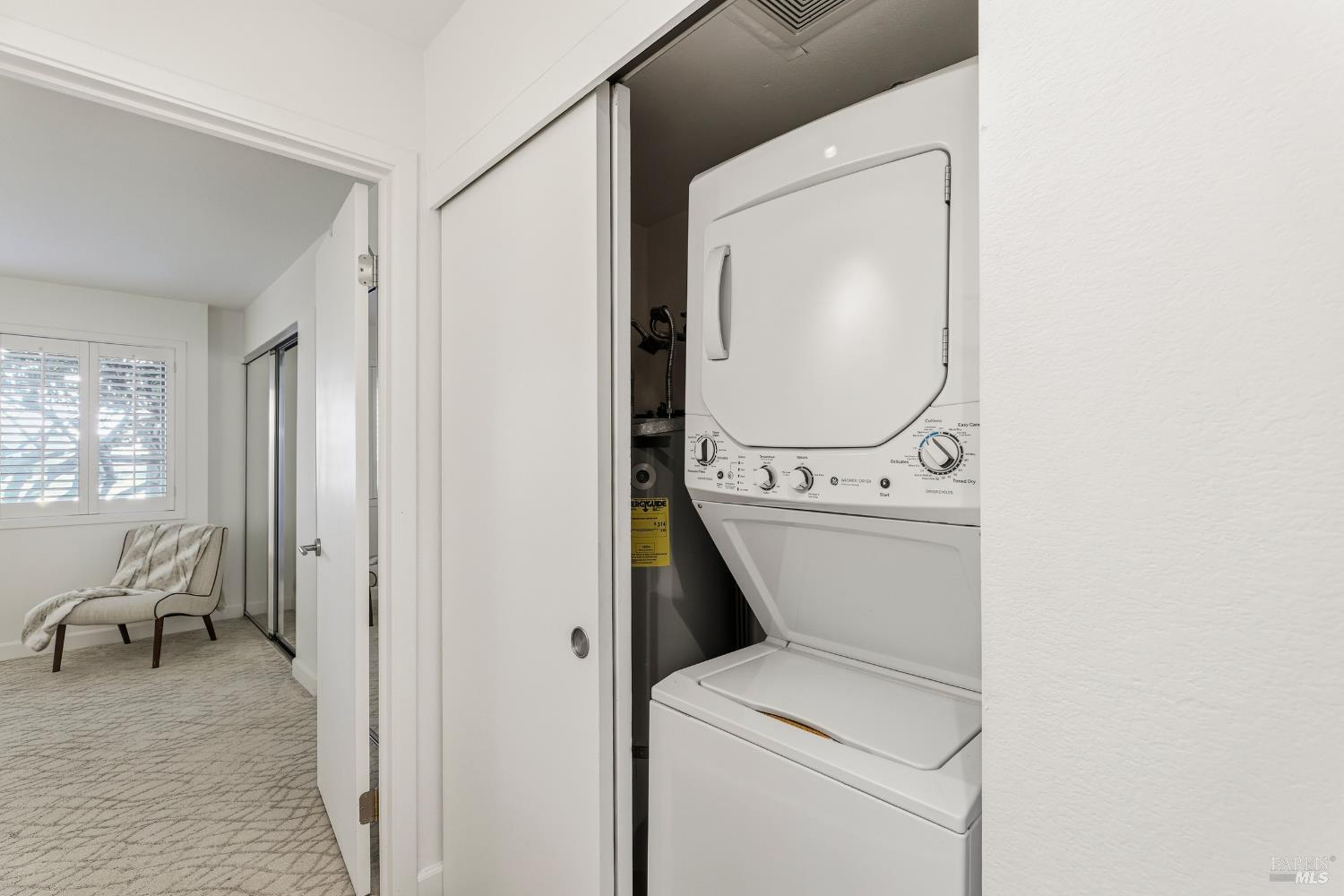 Detail Gallery Image 20 of 33 For 62 Cypress Pl, Sausalito,  CA 94965 - 2 Beds | 2 Baths