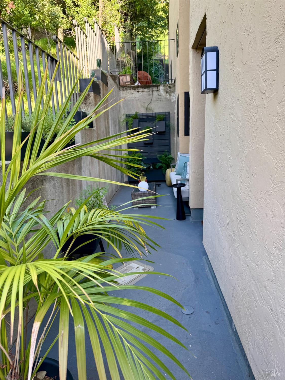 Detail Gallery Image 24 of 33 For 100 Marin Center Dr #31,  San Rafael,  CA 94903 - 2 Beds | 2 Baths