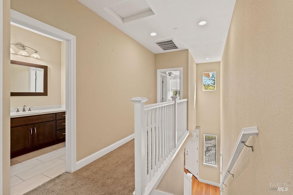 Detail Gallery Image 22 of 45 For 125 Anish Way, Windsor,  CA 95492 - 4 Beds | 3/1 Baths