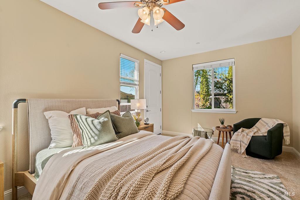 Detail Gallery Image 16 of 45 For 125 Anish Way, Windsor,  CA 95492 - 4 Beds | 3/1 Baths