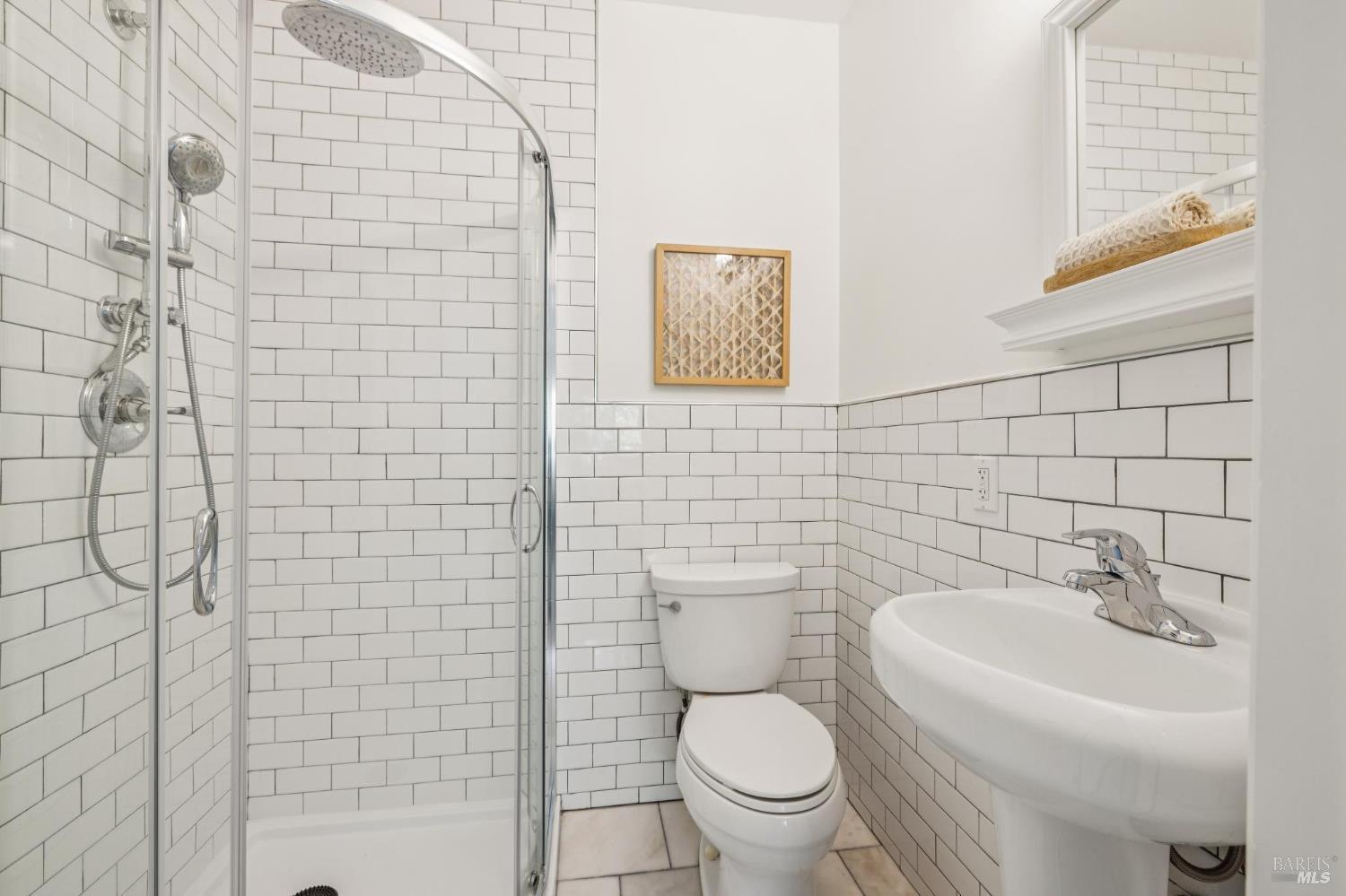 Detail Gallery Image 49 of 70 For 67 Oak Springs Dr, San Anselmo,  CA 94960 - 5 Beds | 4/1 Baths