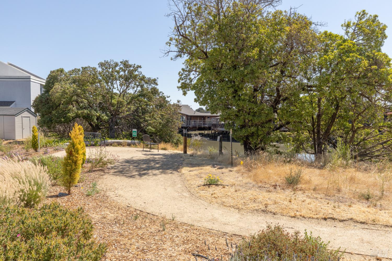 Detail Gallery Image 30 of 48 For 621 Larkspur Plaza Dr, Larkspur,  CA 94939 - 1 Beds | 1 Baths