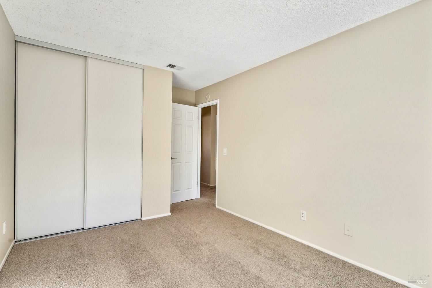 Detail Gallery Image 16 of 30 For 104 Oliva Ct #C,  Novato,  CA 94947 - 3 Beds | 1/1 Baths