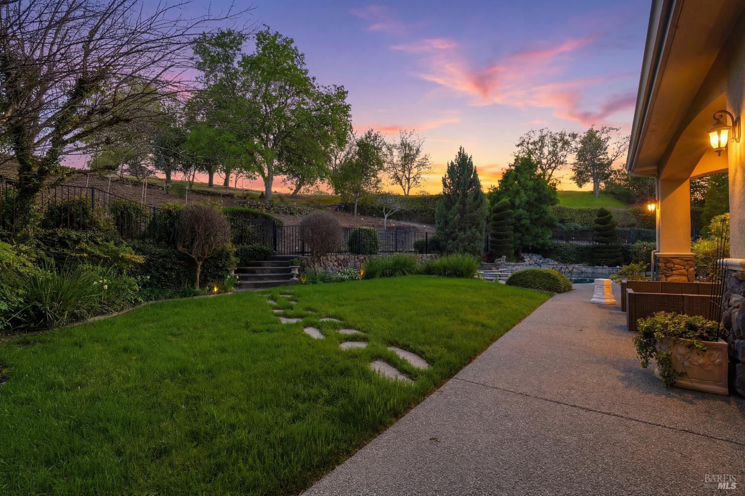 Detail Gallery Image 62 of 89 For 2054 Pinecrest Ct, Vacaville,  CA 95688 - 4 Beds | 4/1 Baths