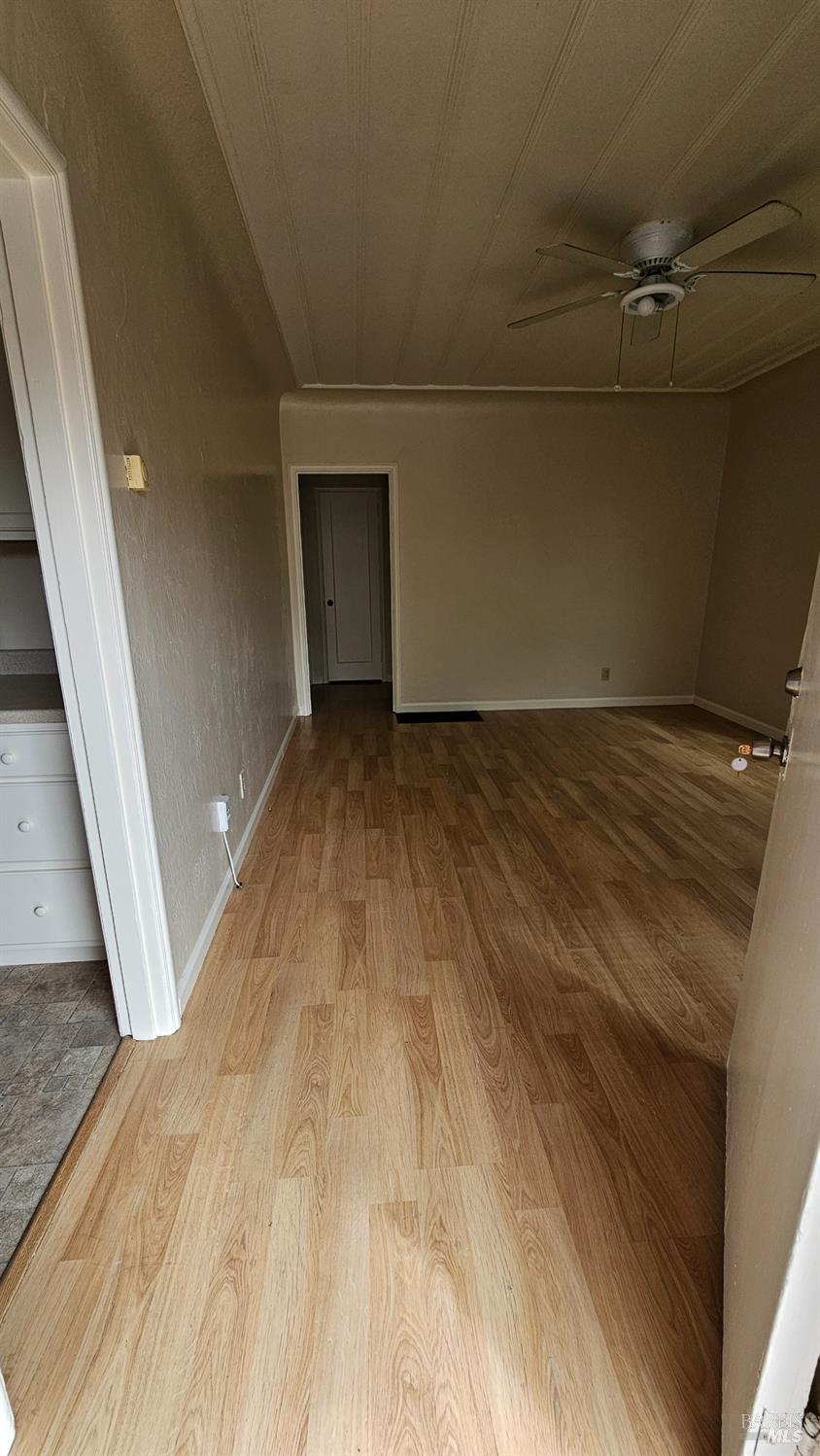 Detail Gallery Image 4 of 8 For 1448 Rice St #A,  Vallejo,  CA 94590 - 1 Beds | 1 Baths