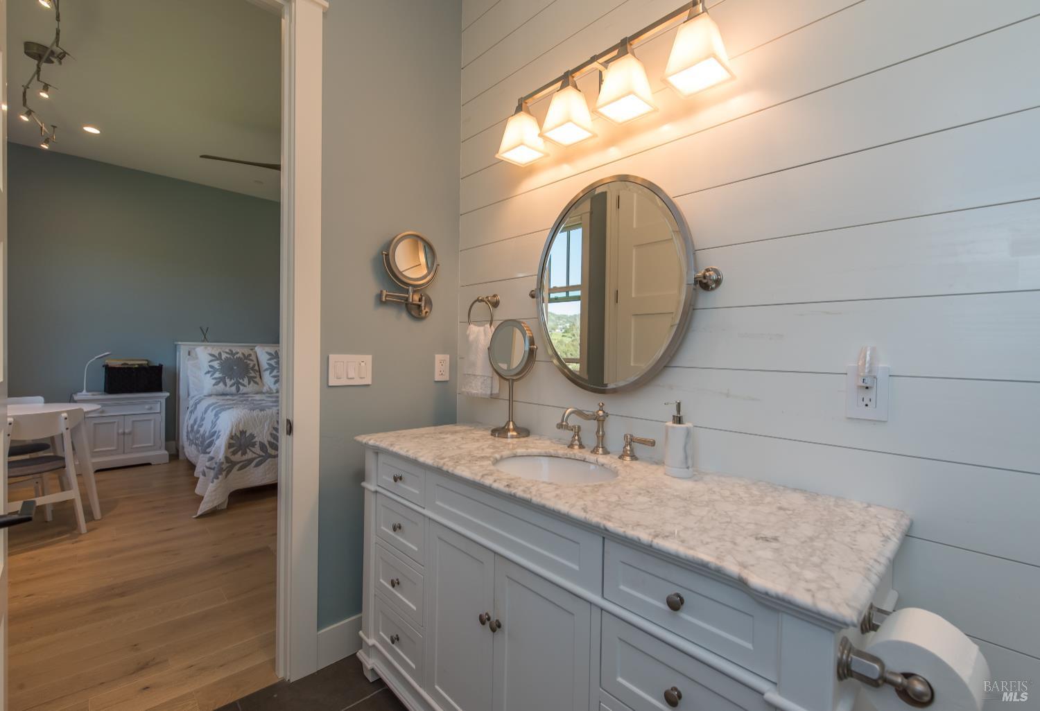 Detail Gallery Image 49 of 93 For 3932 Silver Fox Ct, Santa Rosa,  CA 95403 - 4 Beds | 4/1 Baths