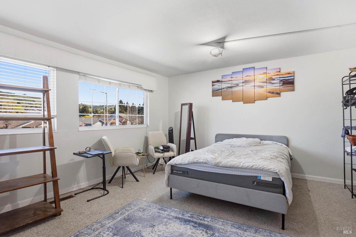 Detail Gallery Image 26 of 36 For 1407 Georgia Ct, Rohnert Park,  CA 94928 - 4 Beds | 3 Baths