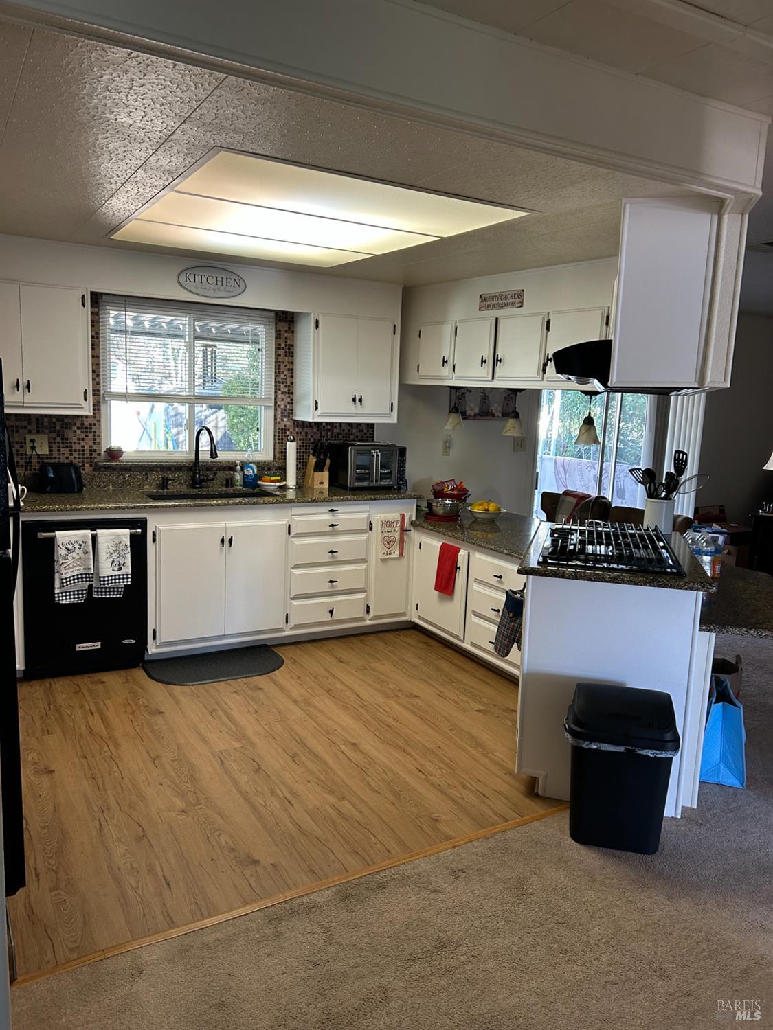 Detail Gallery Image 7 of 27 For 41 Plymouth Way, Santa Rosa,  CA 95403 - 2 Beds | 2 Baths