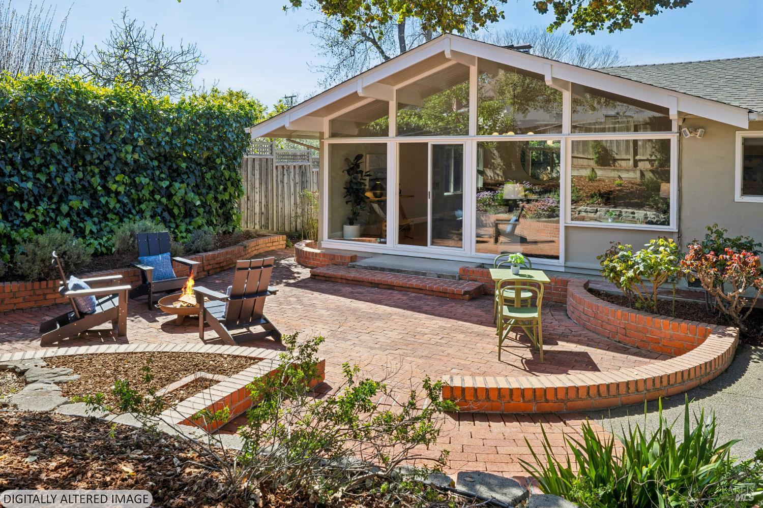 Detail Gallery Image 53 of 81 For 212 Blackstone Dr, San Rafael,  CA 94903 - 3 Beds | 2 Baths