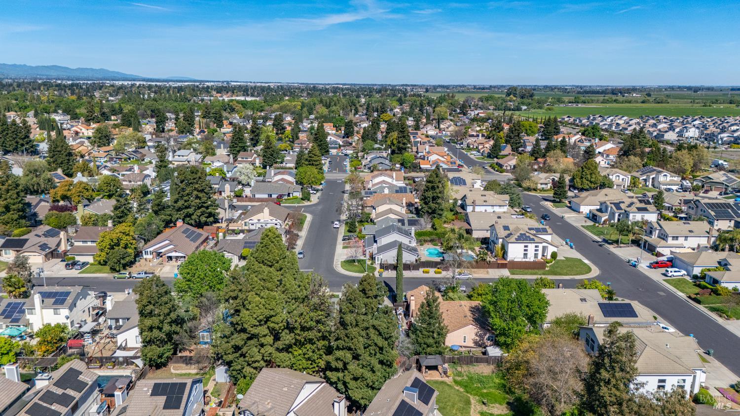 Detail Gallery Image 59 of 68 For 202 Songbird Ct, Vacaville,  CA 95687 - 4 Beds | 3 Baths