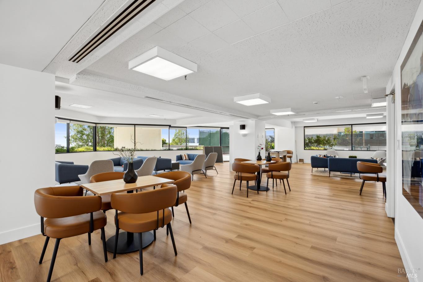 Detail Gallery Image 33 of 38 For 6363 Christie Ave #2627,  Emeryville,  CA 94608 - 2 Beds | 2 Baths