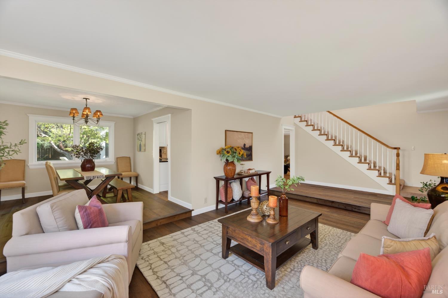 Detail Gallery Image 7 of 68 For 3932 Montrose St, Napa,  CA 94558 - 4 Beds | 2/1 Baths