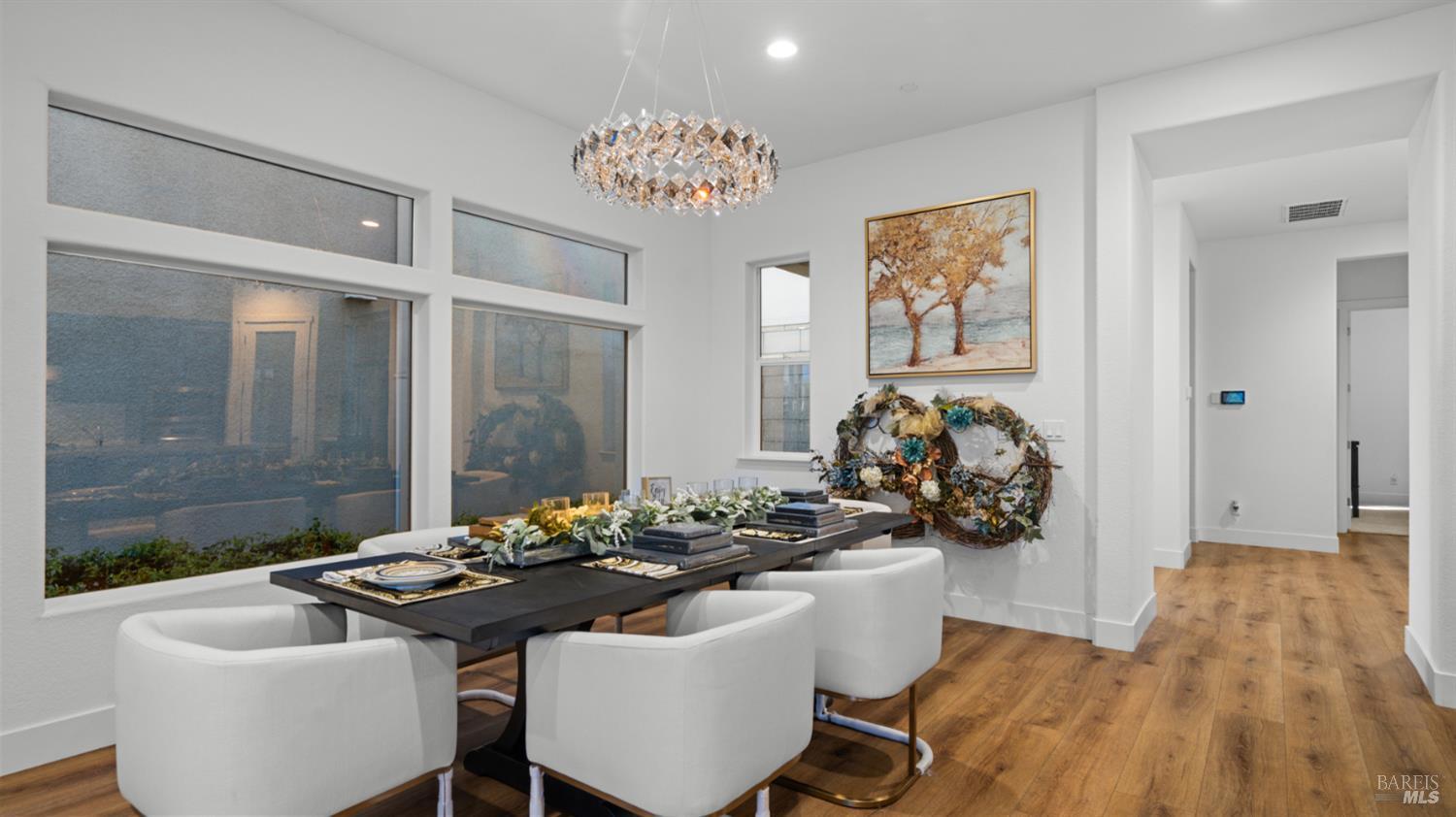 Detail Gallery Image 14 of 65 For 2409 Waterside Dr, Fairfield,  CA 94533 - 4 Beds | 3 Baths